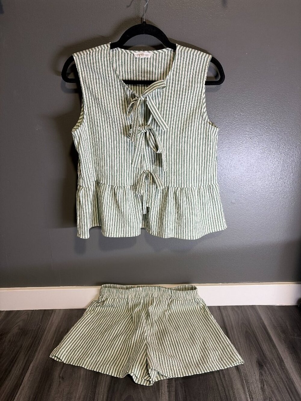 Blue Pepper matching outfit size small